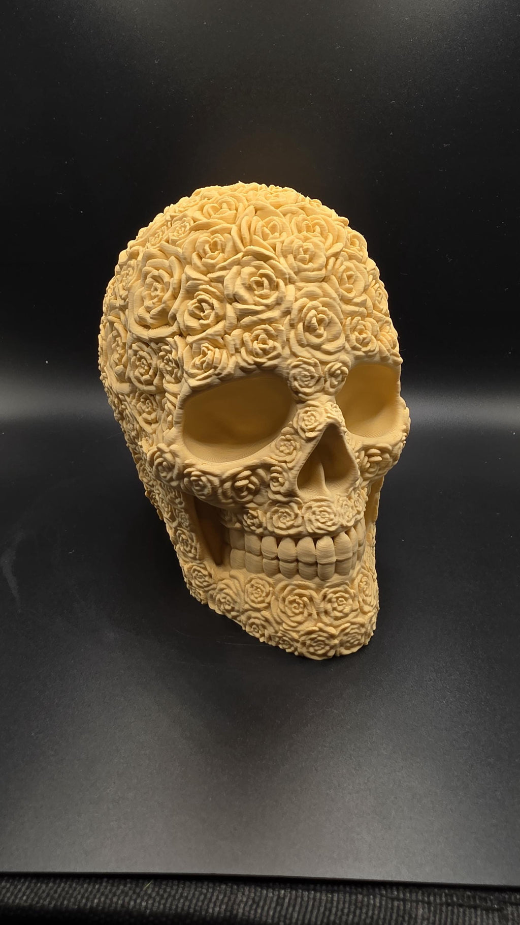 3D Printed Floral Rose Skull – Gothic Home Décor & Unique Gift