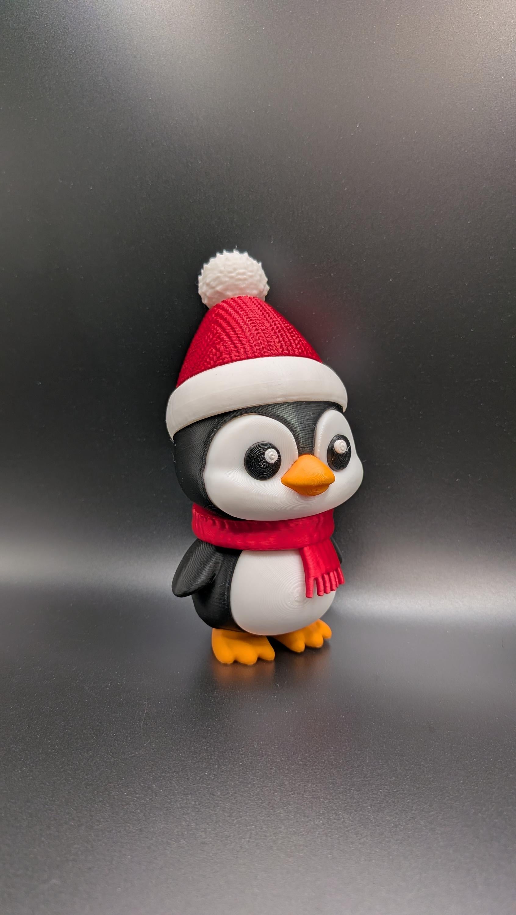 3D Printed Winter Penguin Figurine: Seasonal Decor