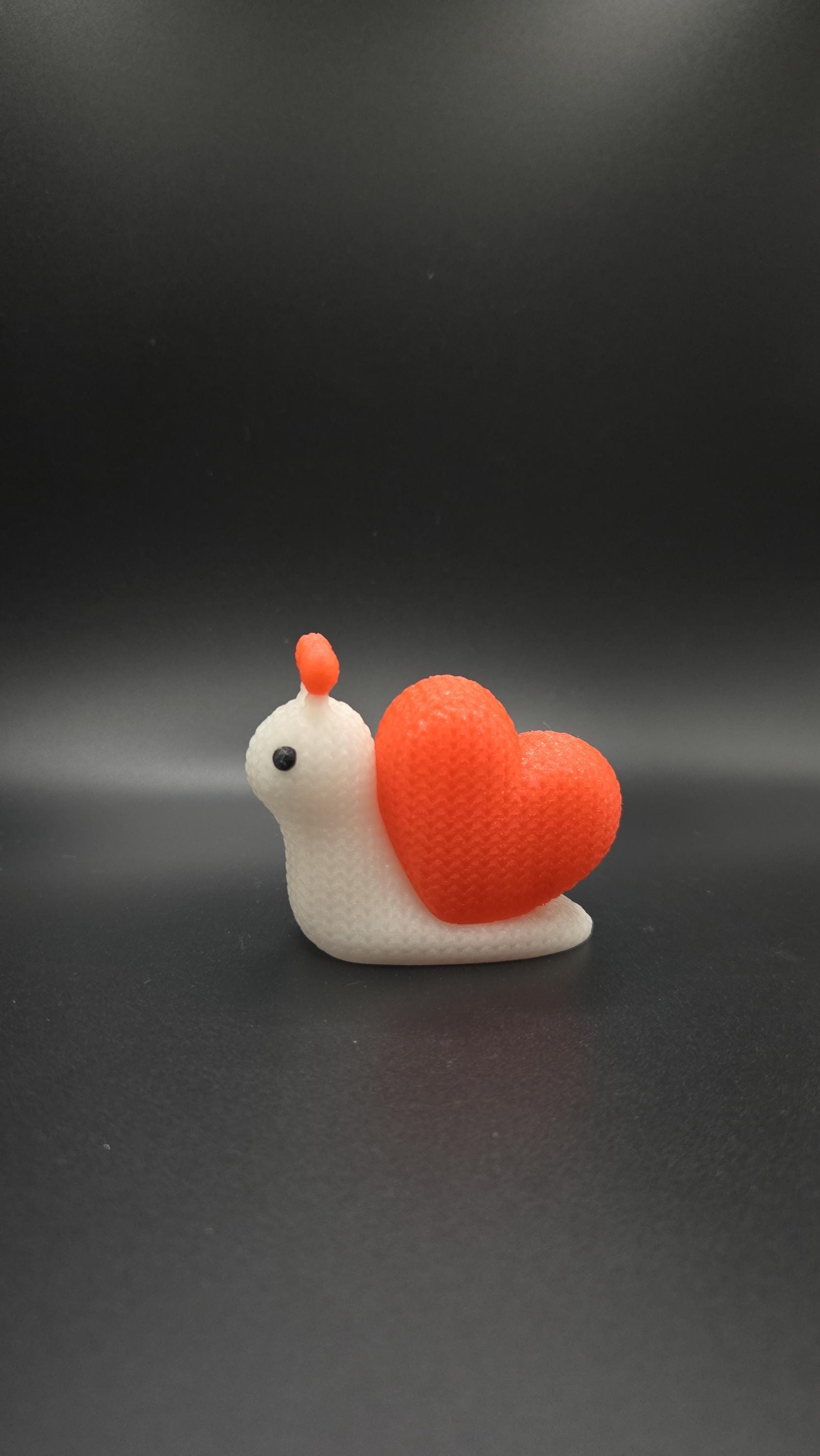 3D Printed Snail – Crochet-Style Heart Shell, Valentine's Decor