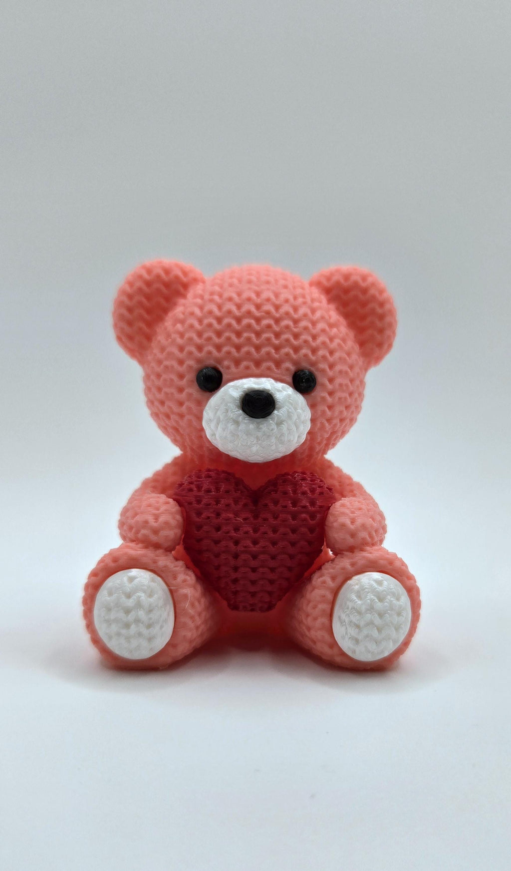 3D Printed Crochet-Style Valentine Bear – Handmade Heart Decor