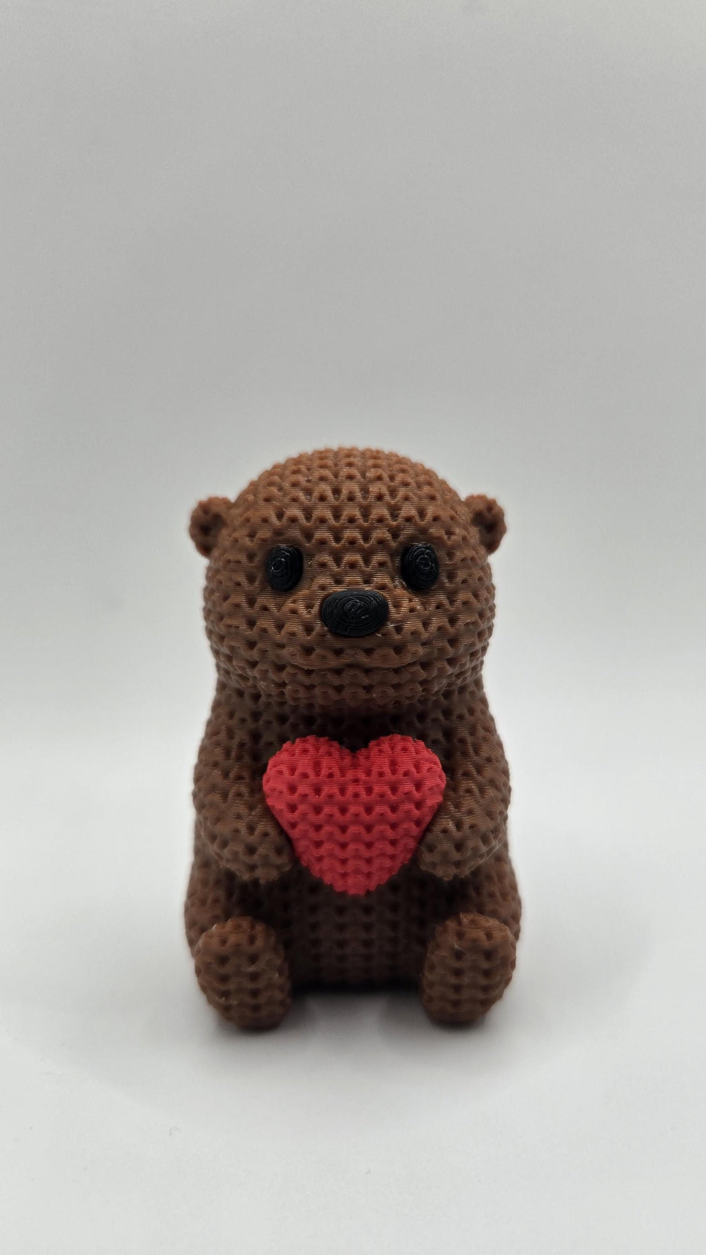 3D Printed Crochet-Style Otter Figurine – Valentine's Day Keepsake